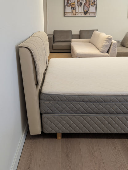 Duxiana Pascal 8888 Bed System (King)