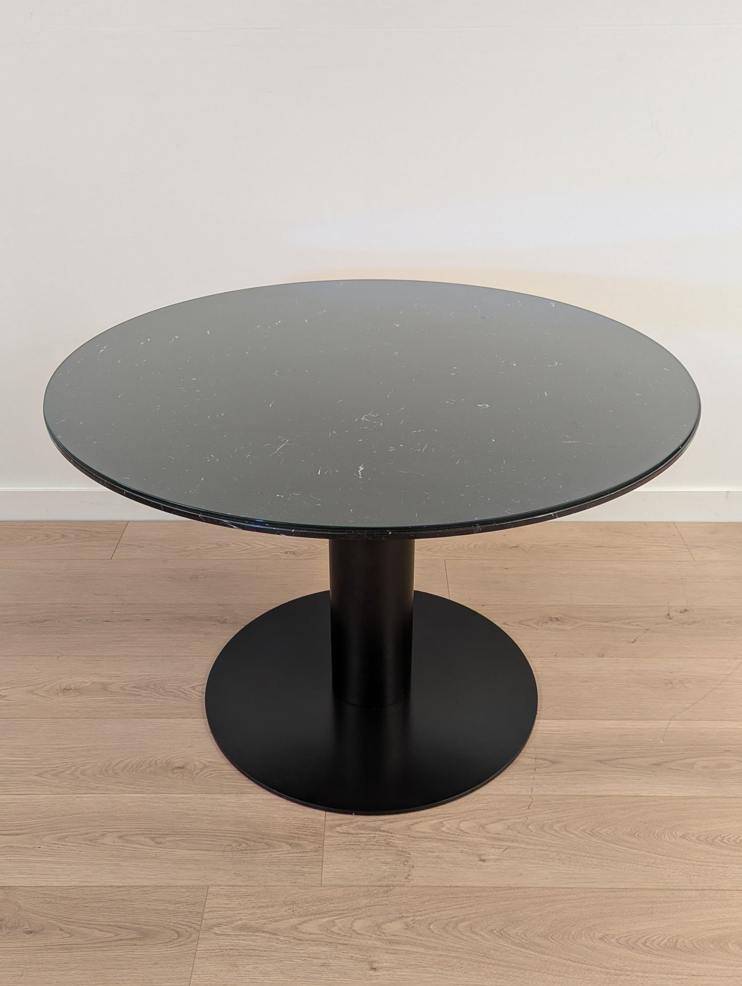 GUBI 2.0 Dining Table
