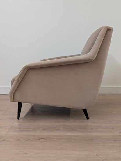 GUBI CDC1 lounge chair