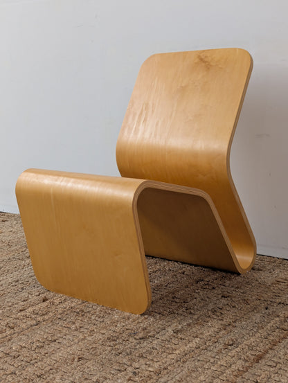 Ryerson University Molded Plywood Chair