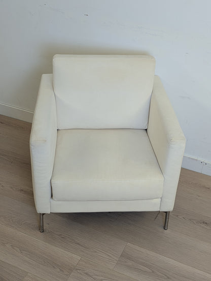 Knoll Piero Lissoni - Divina® Petite Lounge Chair