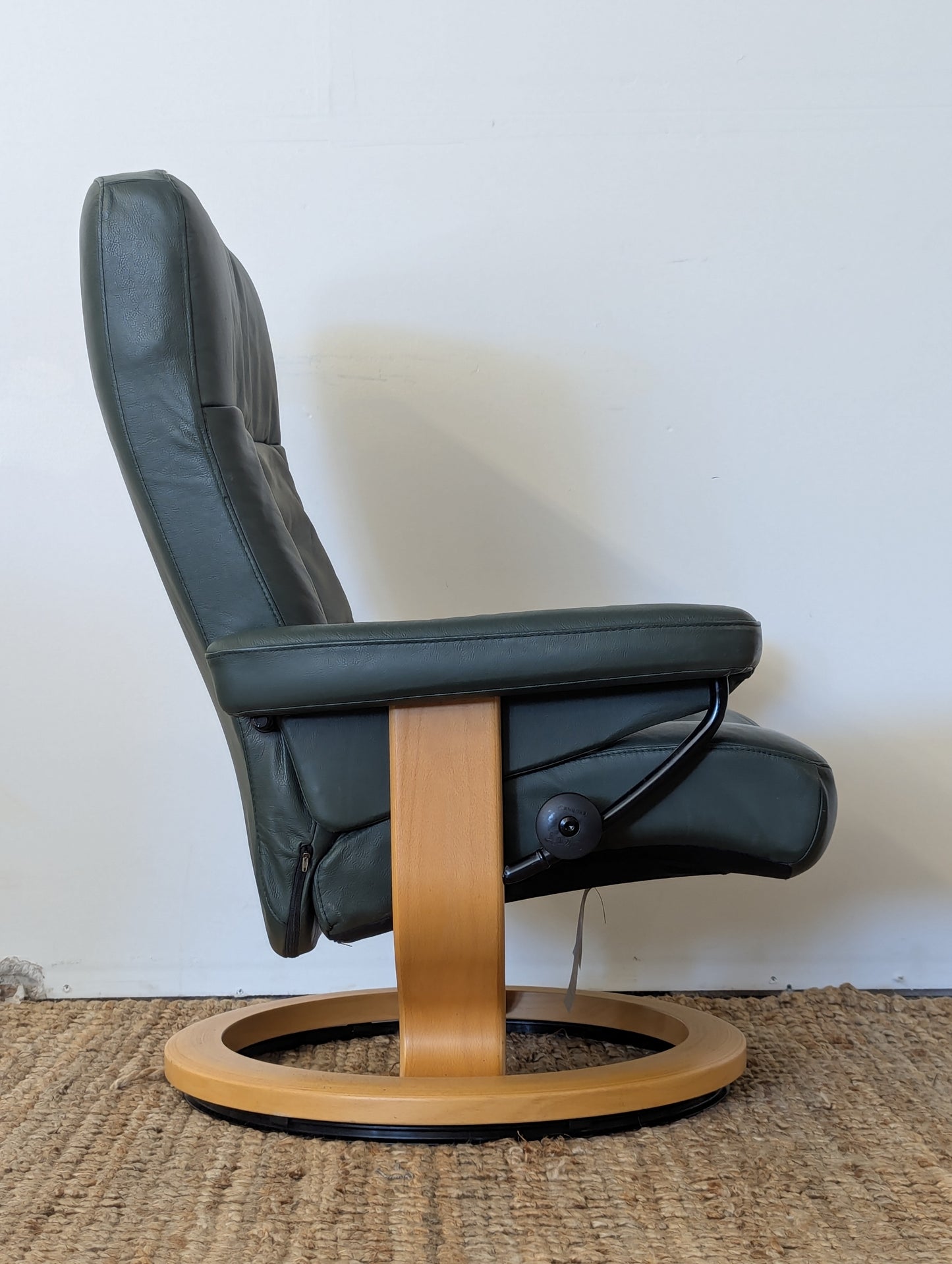 Ekornes Stressless Mayfair Reclining Chair