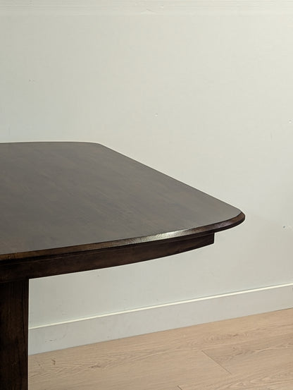 Extendable Dining Table