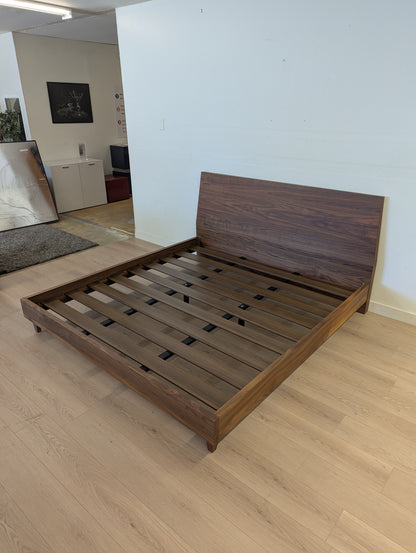 RHINE King sized Bed