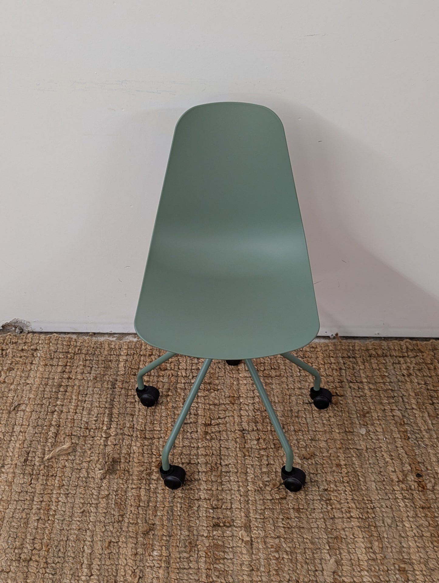 Article Svelti Office Chair - Aloe Green