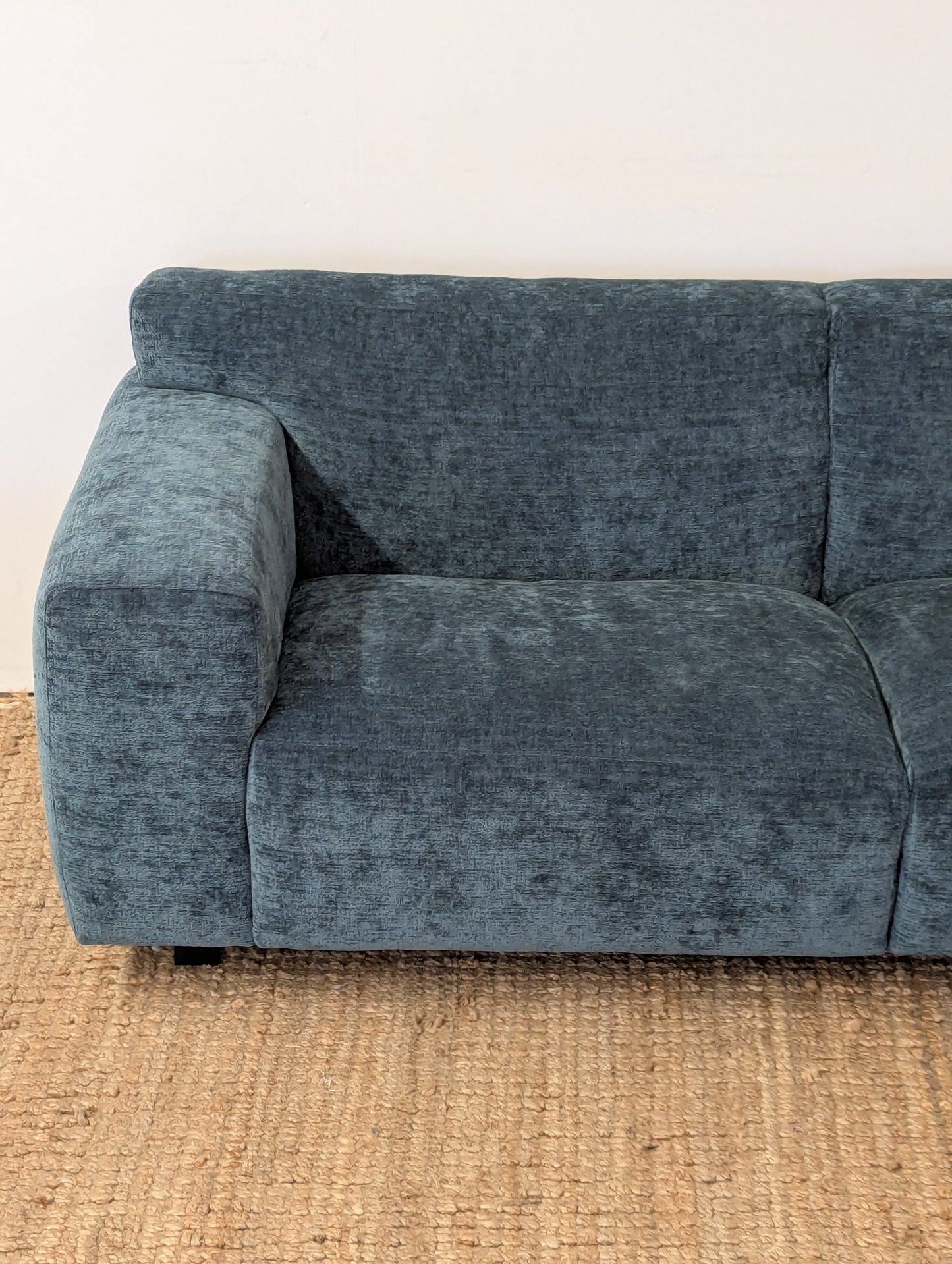 Furninova Vesta Sofa