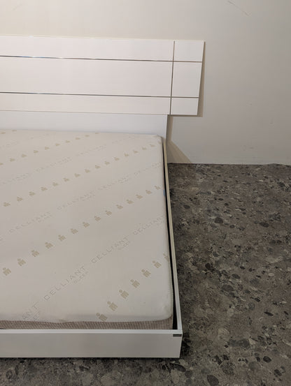 Status Italy Dream King Bed Frame