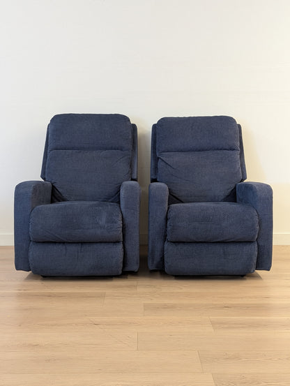 La-Z-Boy Finley Power Reclining Chair (2 Available)