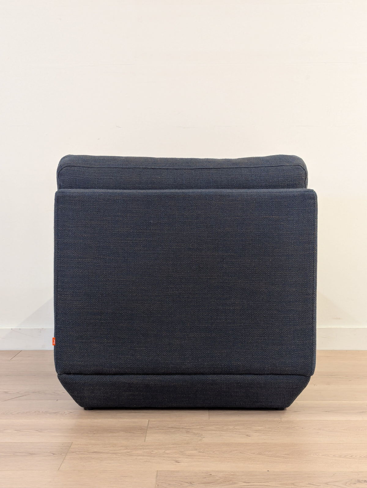 Gus Modern Podium 8 Piece Sectional Set