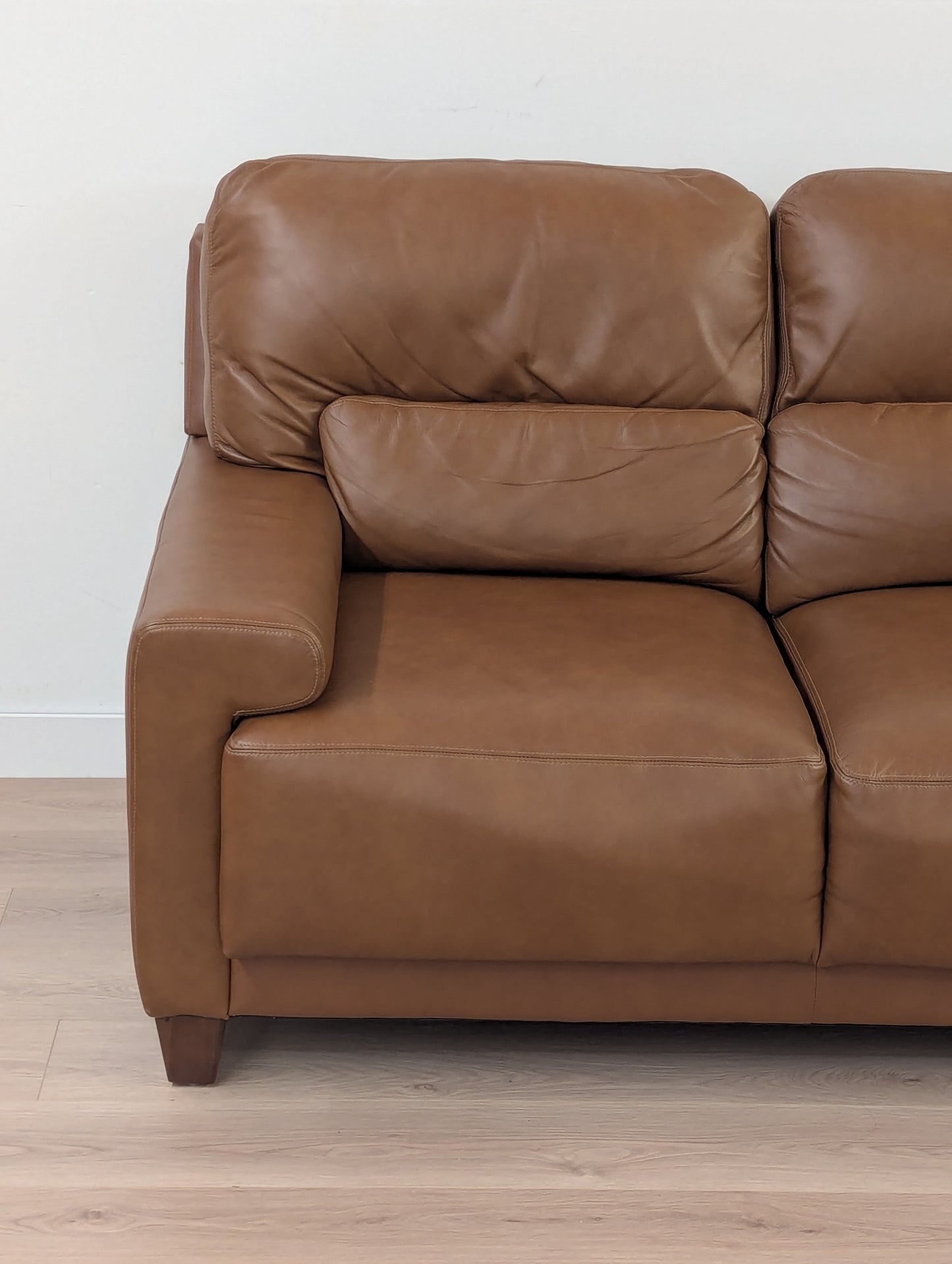 La-Z-Boy Draper Oak Leather Sofa