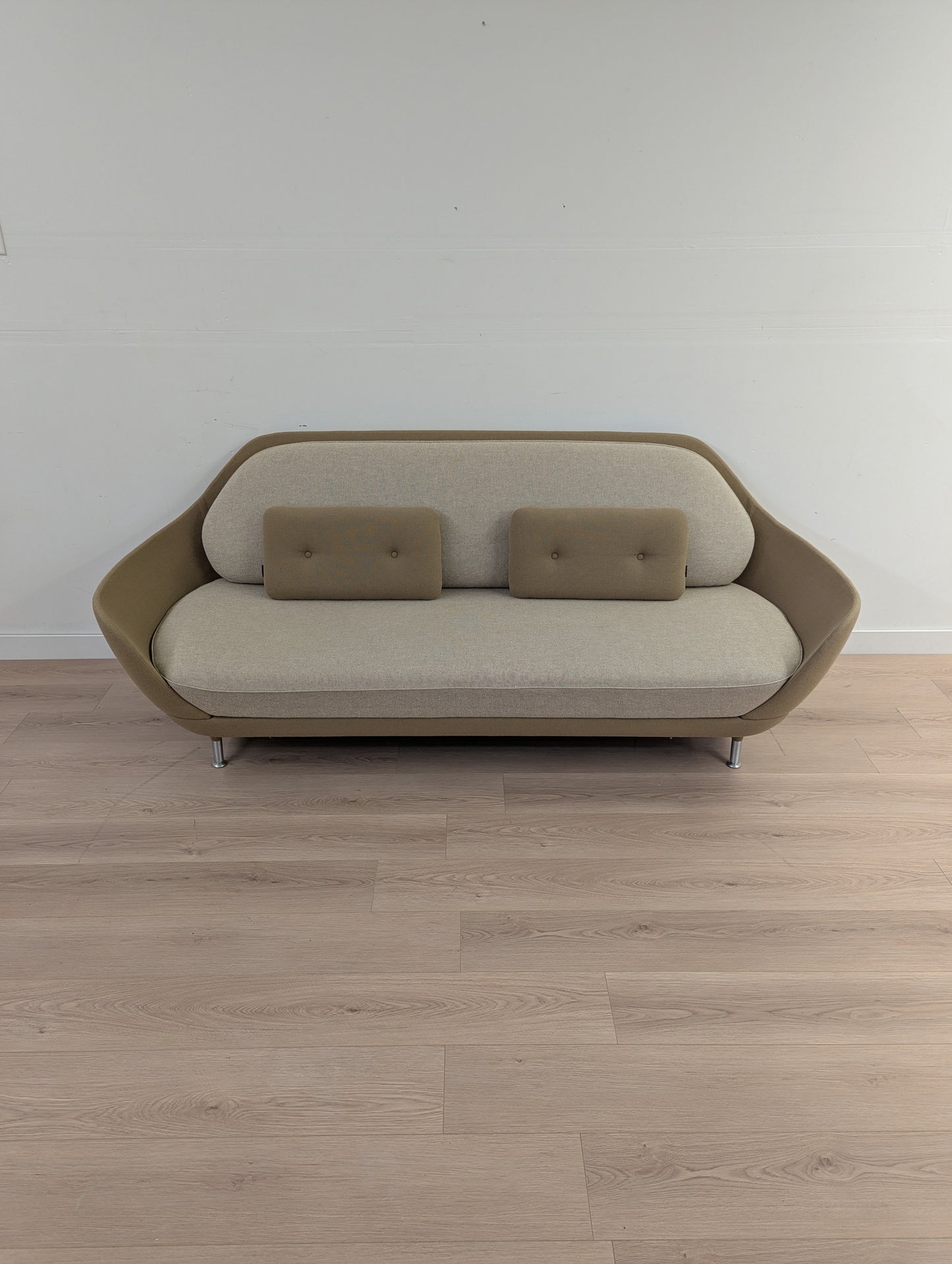 Fritz Hansen Favn JH3 Sofa
