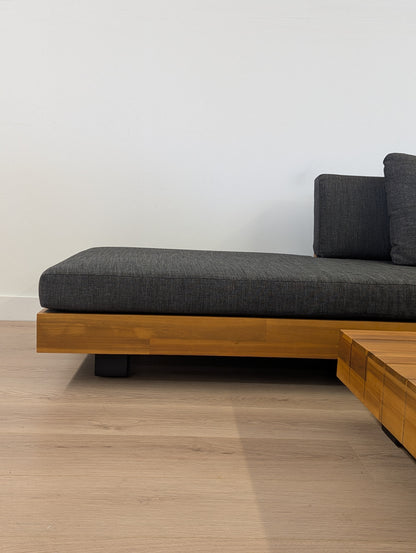 Article 100" Lubek Sectional Set (Cover Included)