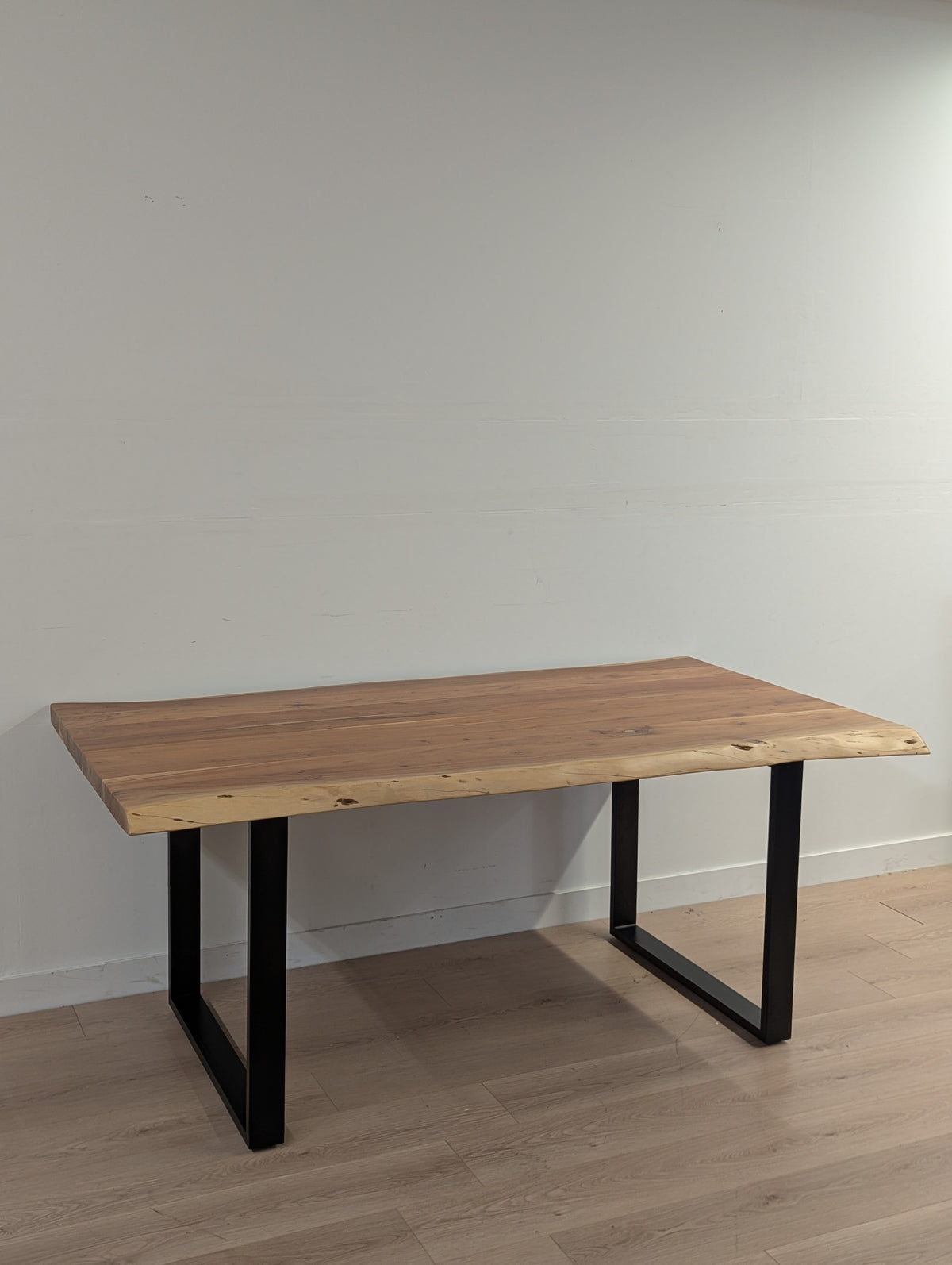 Muse & Merchant Jordan 72″ Live Edge Dining Table