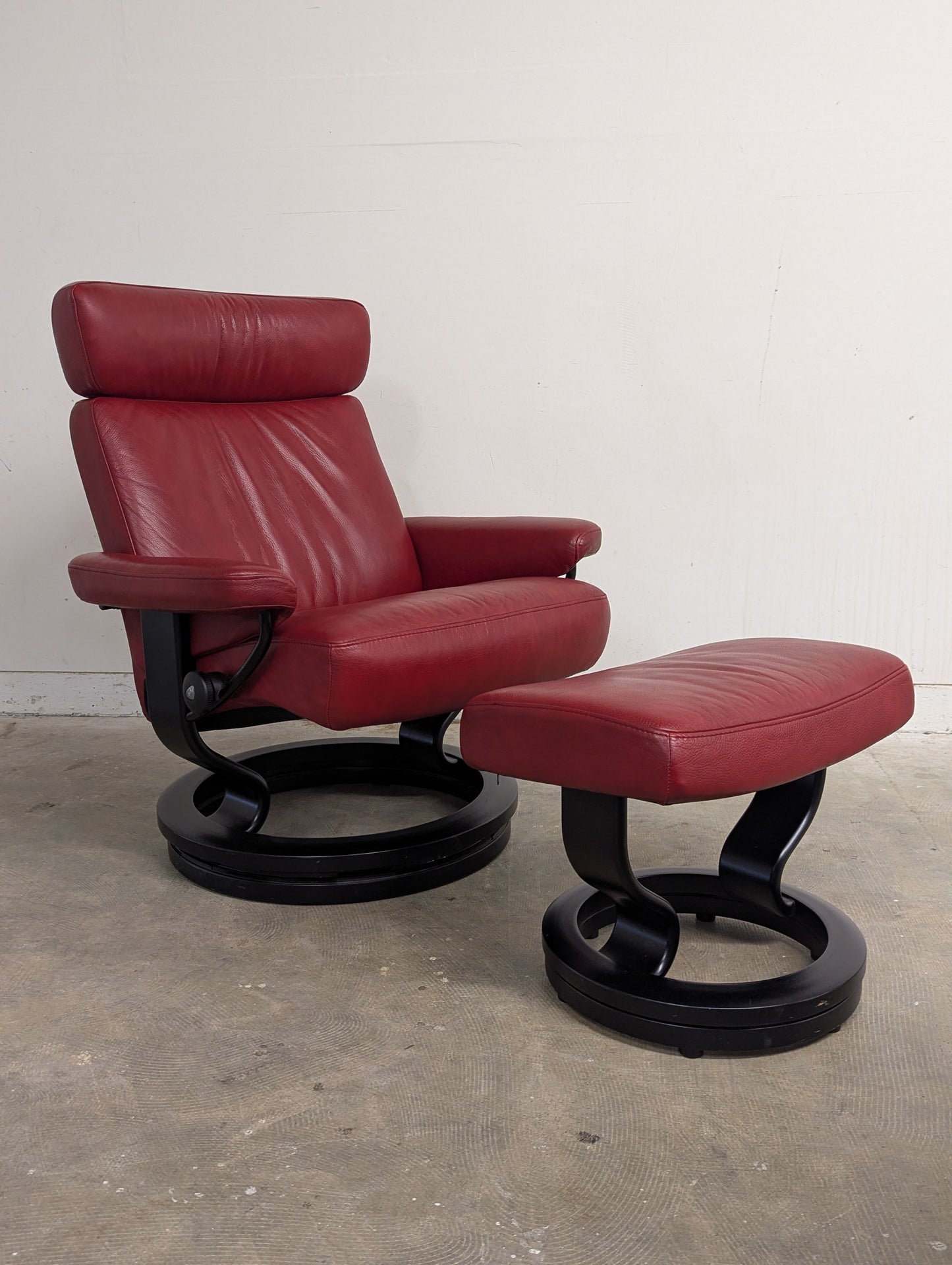 Stressless Taurus Lounge Chair