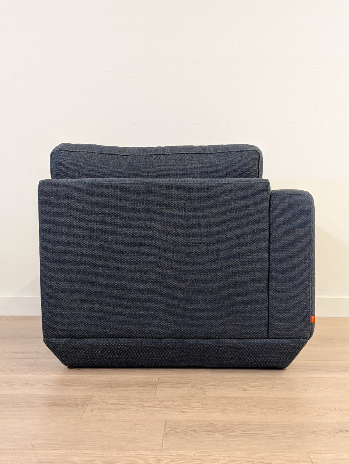 Gus Modern Podium 8 Piece Sectional Set