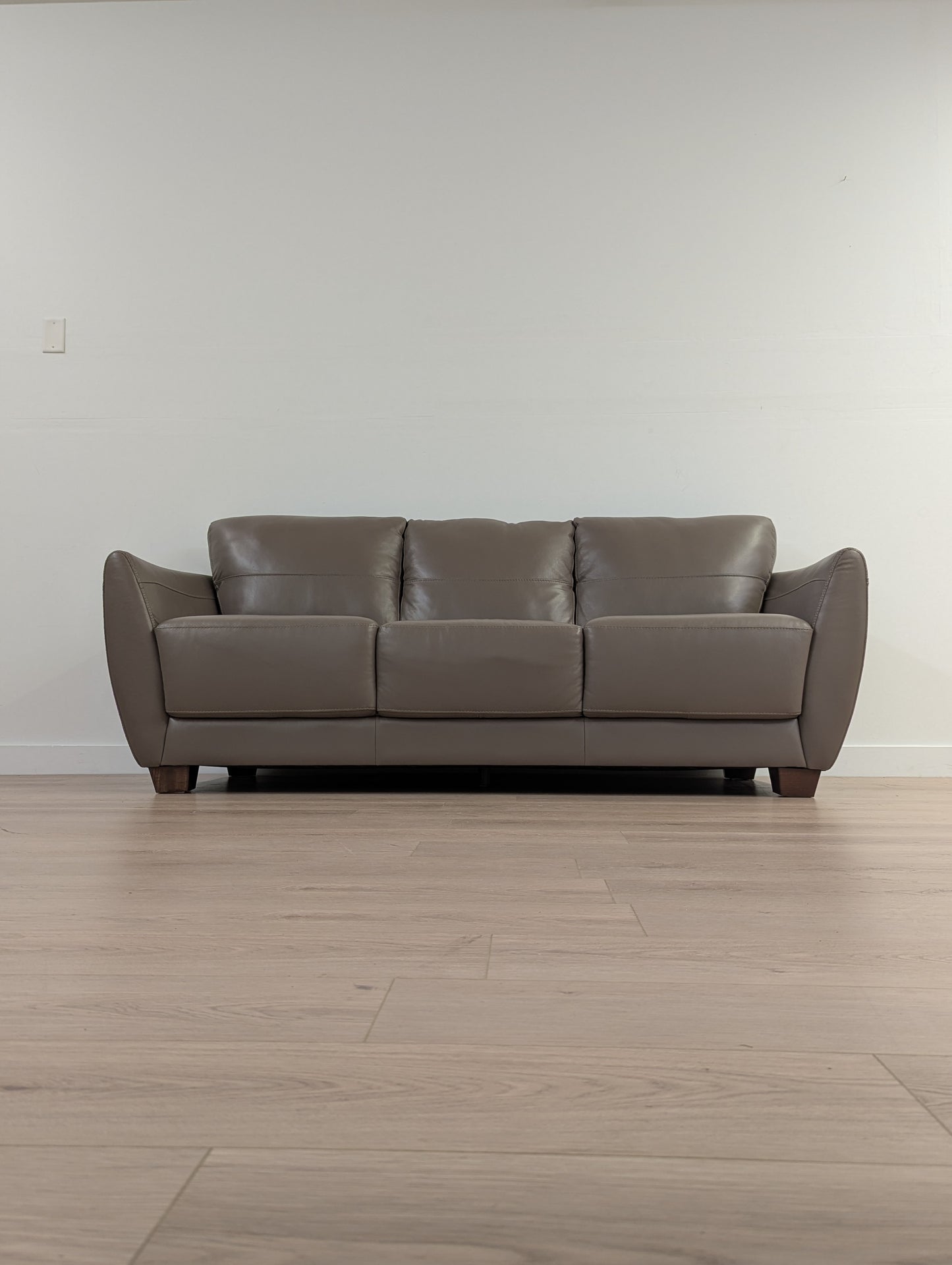 Dixon Dwellings Digiò Sofa