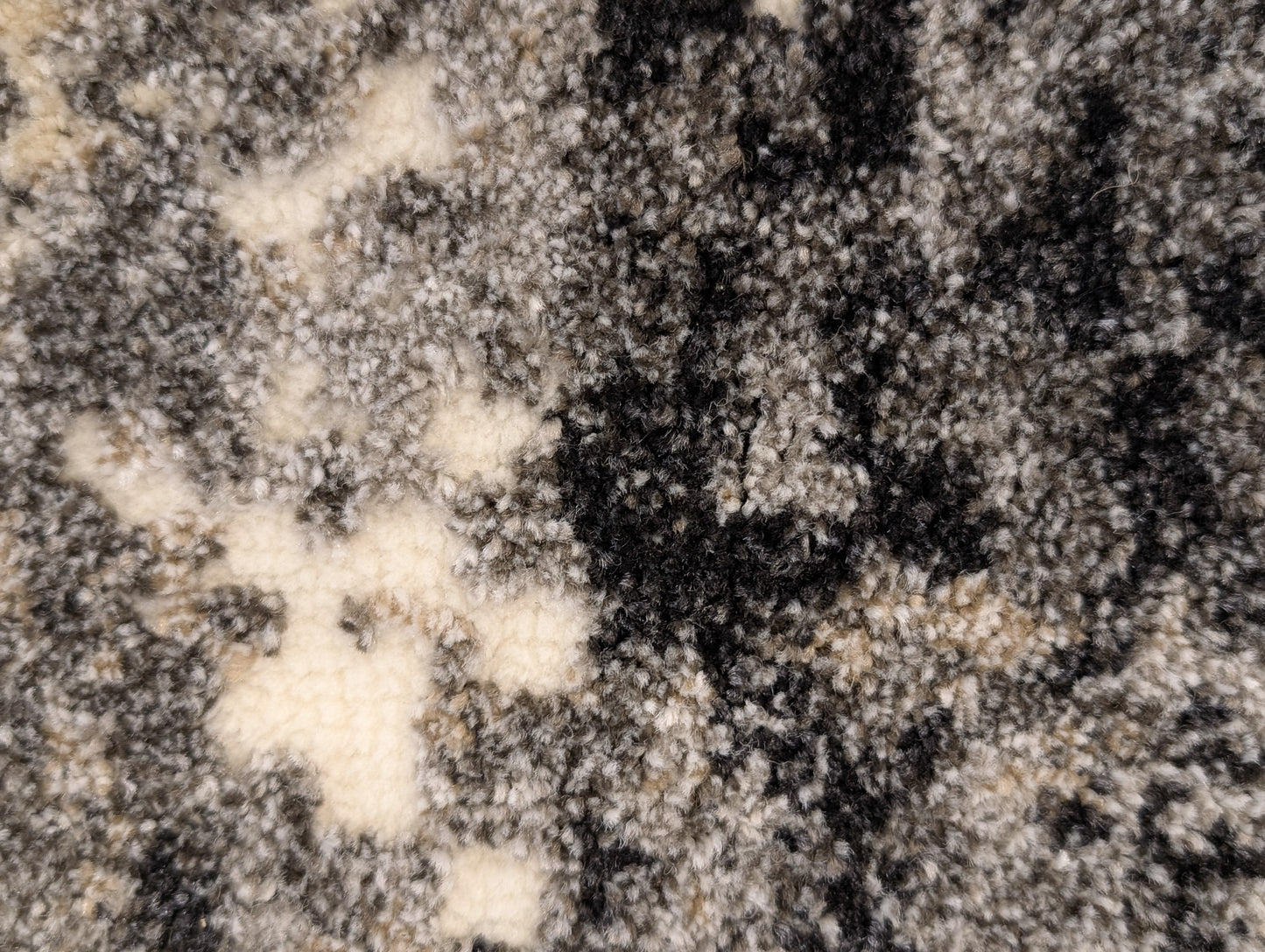 Loloi Viera Slate Rug (7’7” x 10’6”)