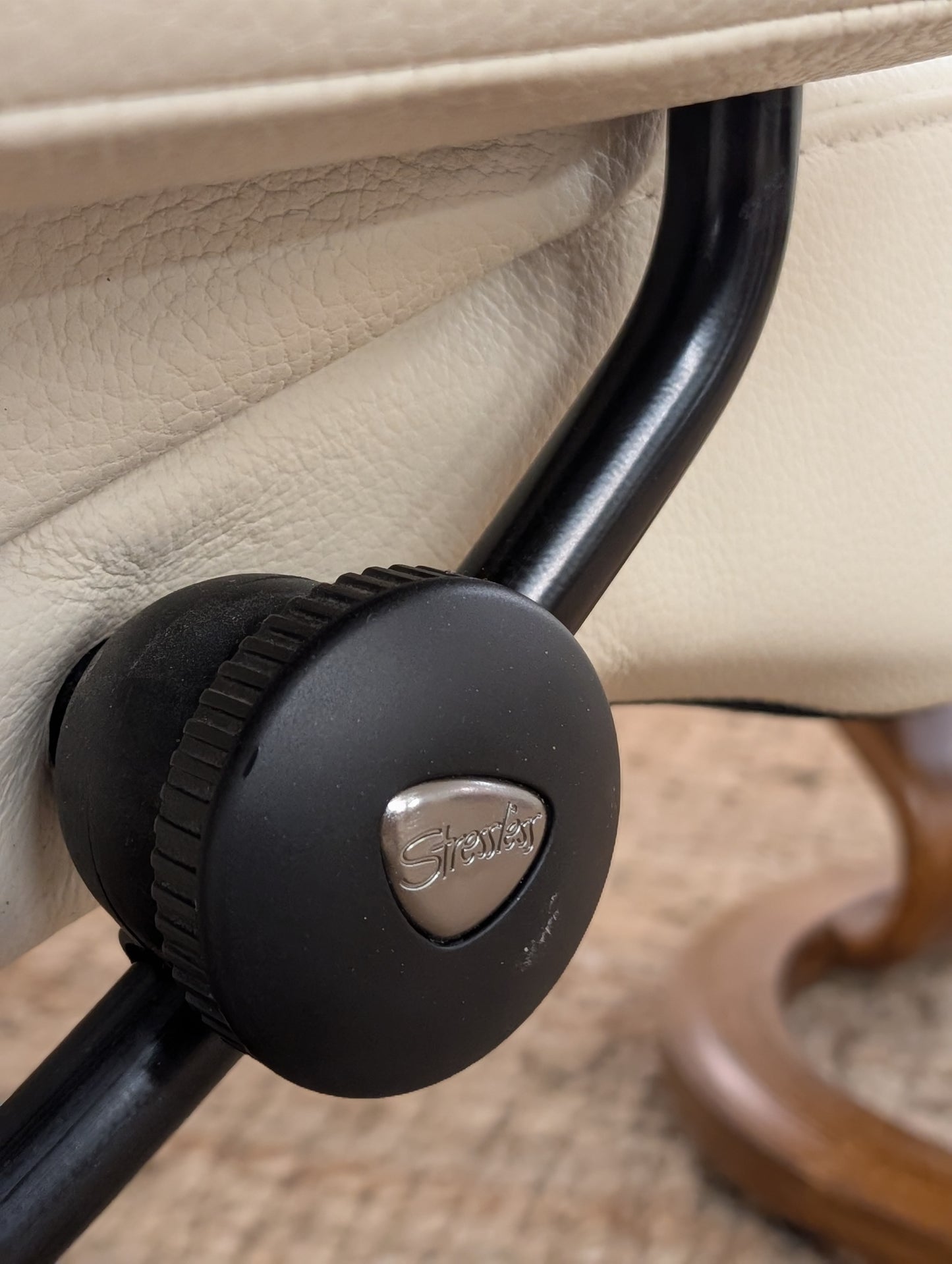 Stressless Taurus Reclining Chair and Ottoman