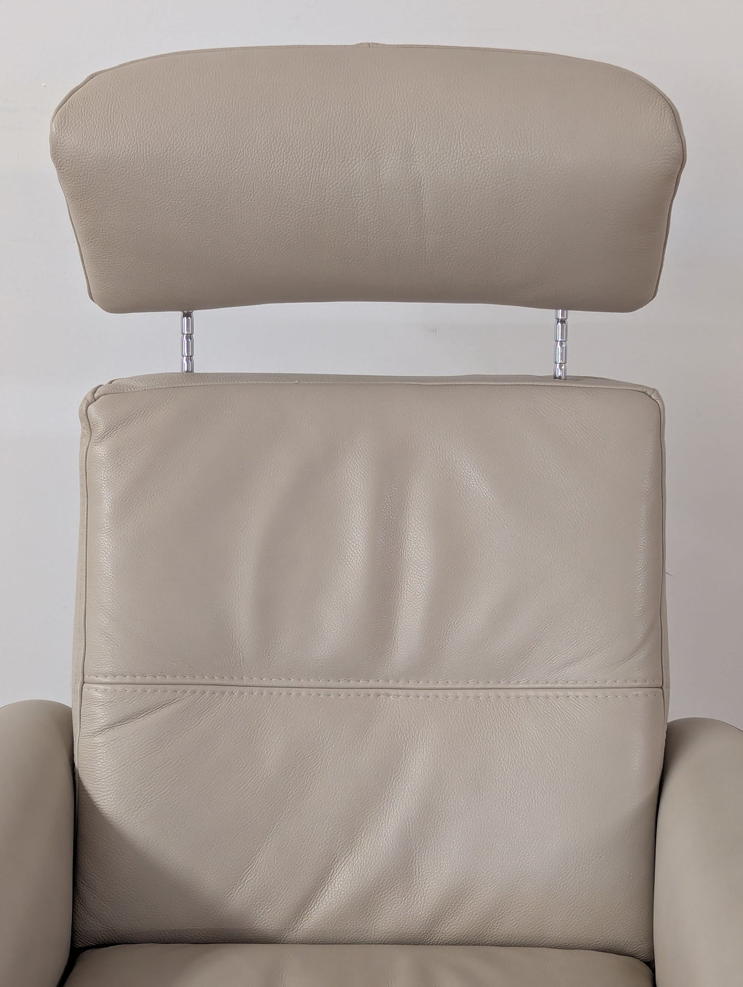 IMG Space 3600 Power Leather Chair