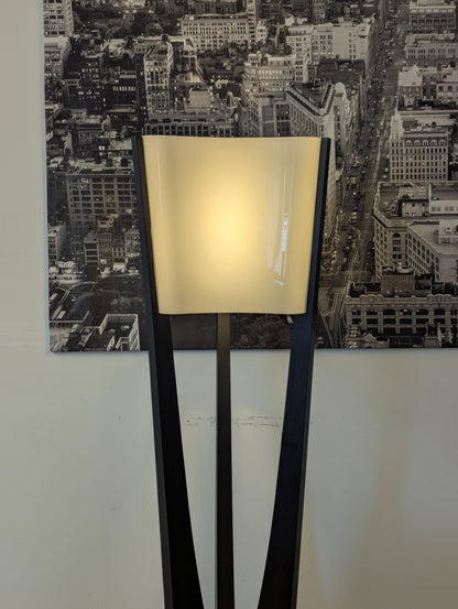 Natuzzi Profumo Lamp