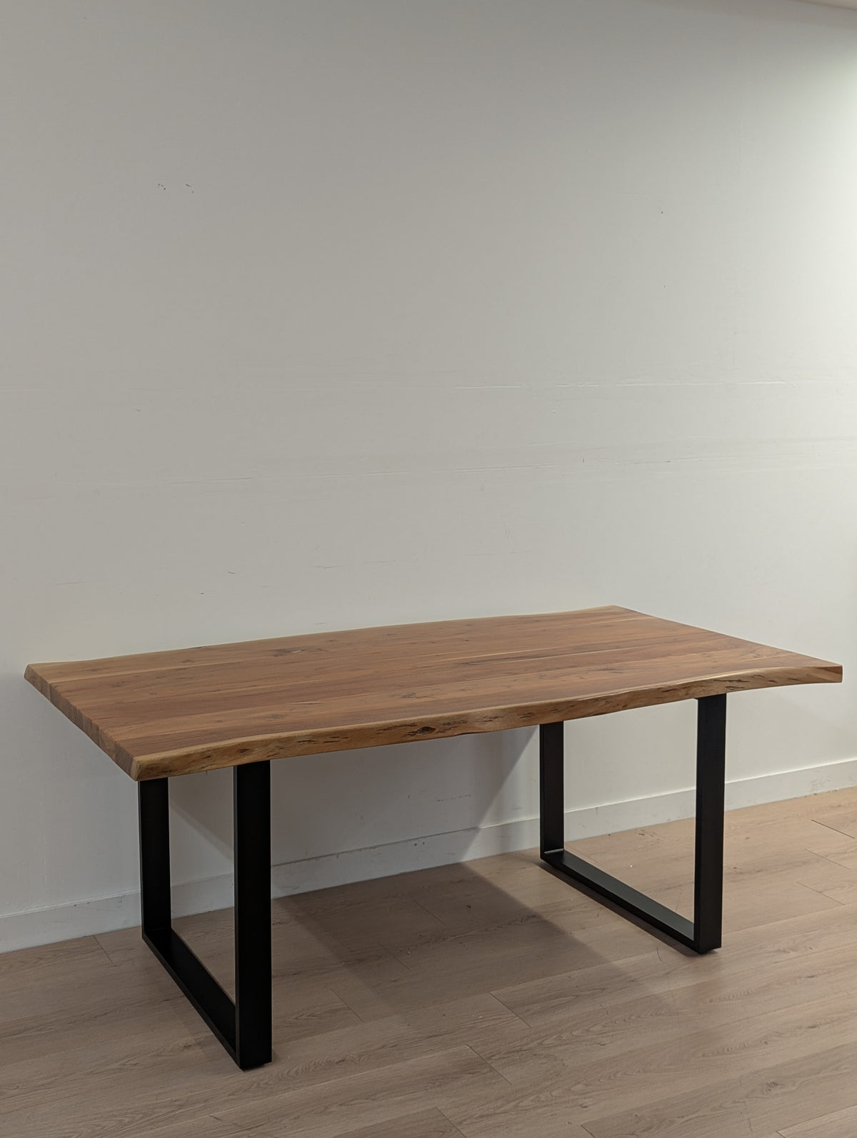 Muse & Merchant Jordan 72″ Live Edge Dining Table
