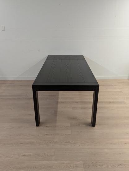Solid Oak Extendable Dining Table - 6-8 Seat