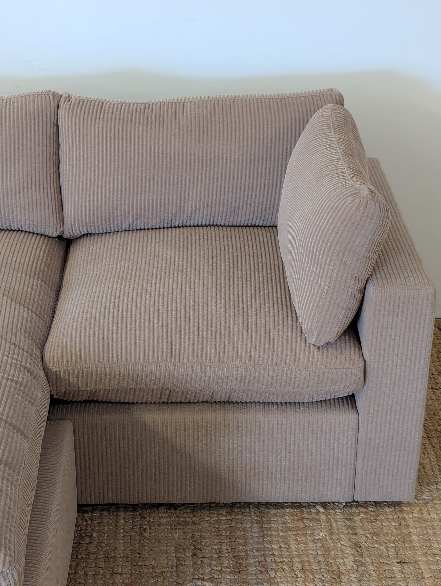 Cozey Ciello Sectional