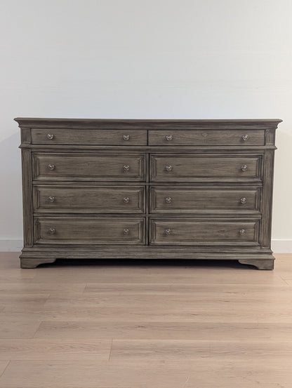 Three Posts Lipford Dresser