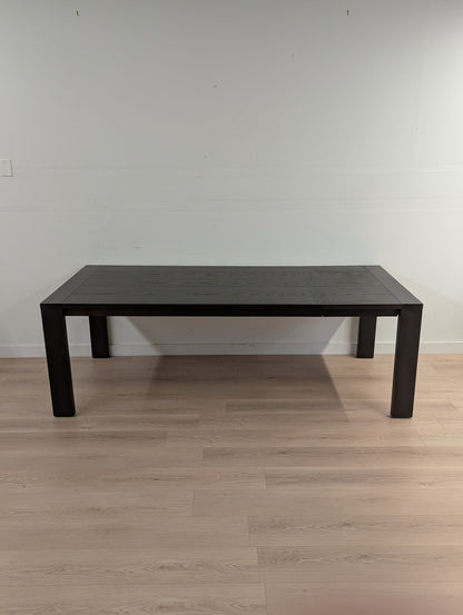 Solid Oak Extendable Dining Table - 6-8 Seat