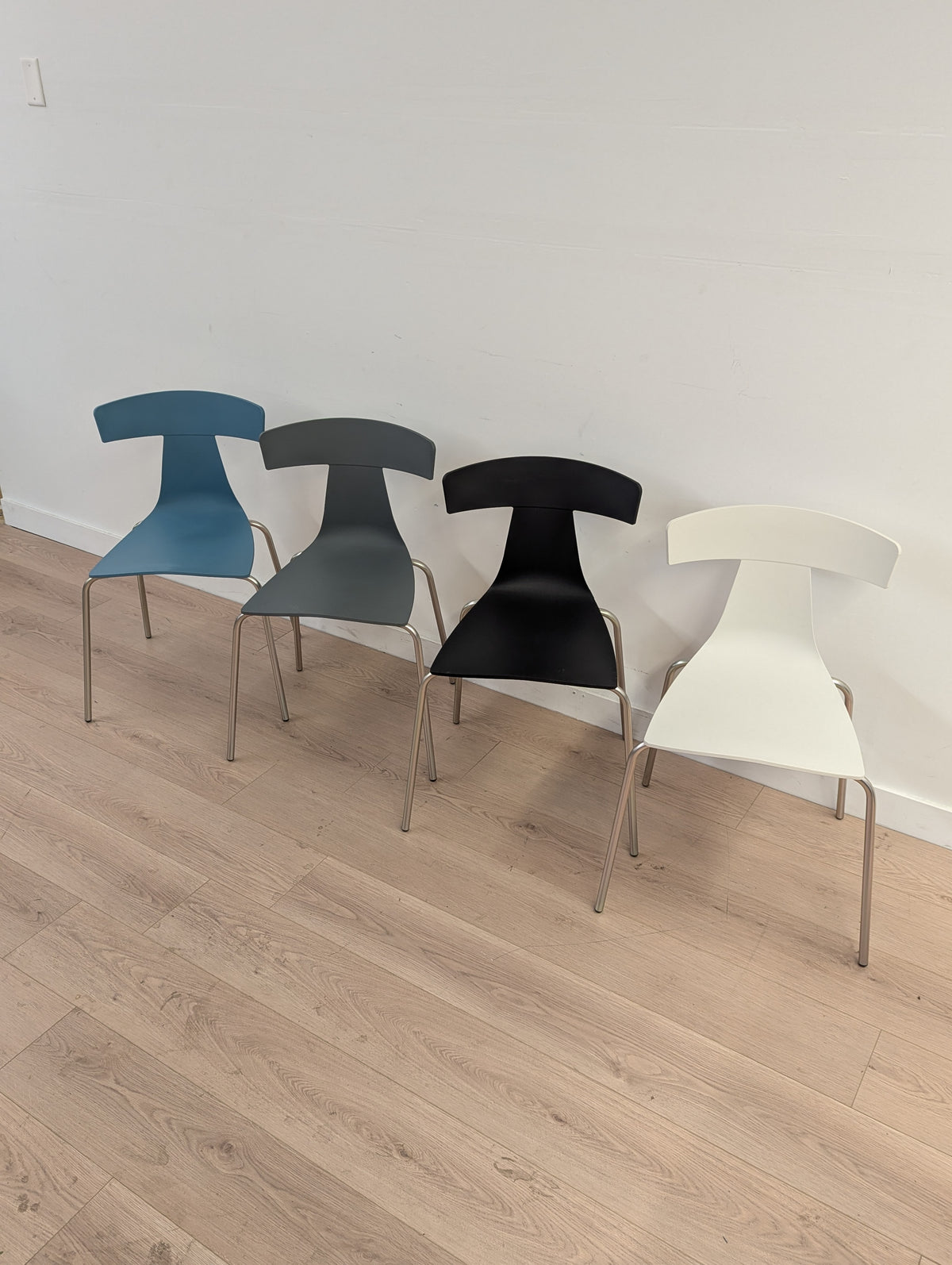 Plank Italy Remo Plastic Dining Chairs by Konstantin Grcic (Set of 4)