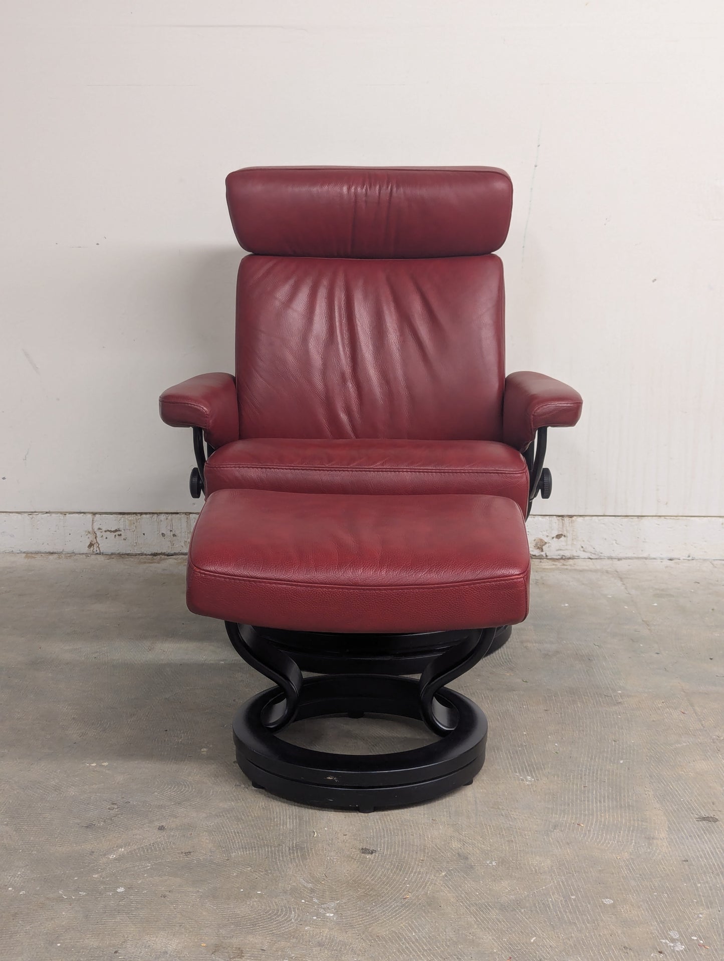 Stressless Taurus Lounge Chair