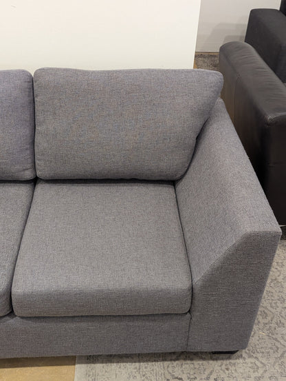 Vogue Design 2034 Sectional