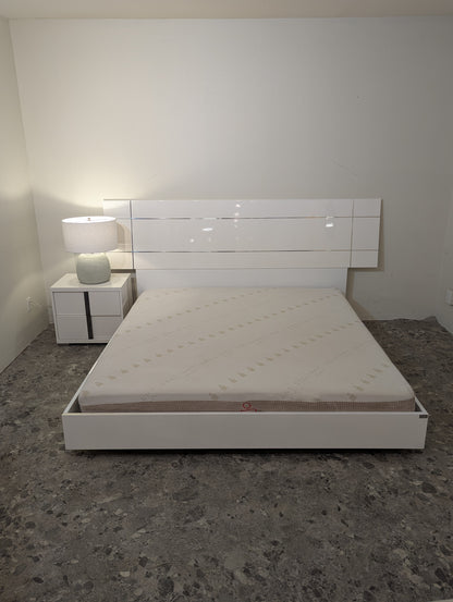 Status Italy Dream King Bed Frame