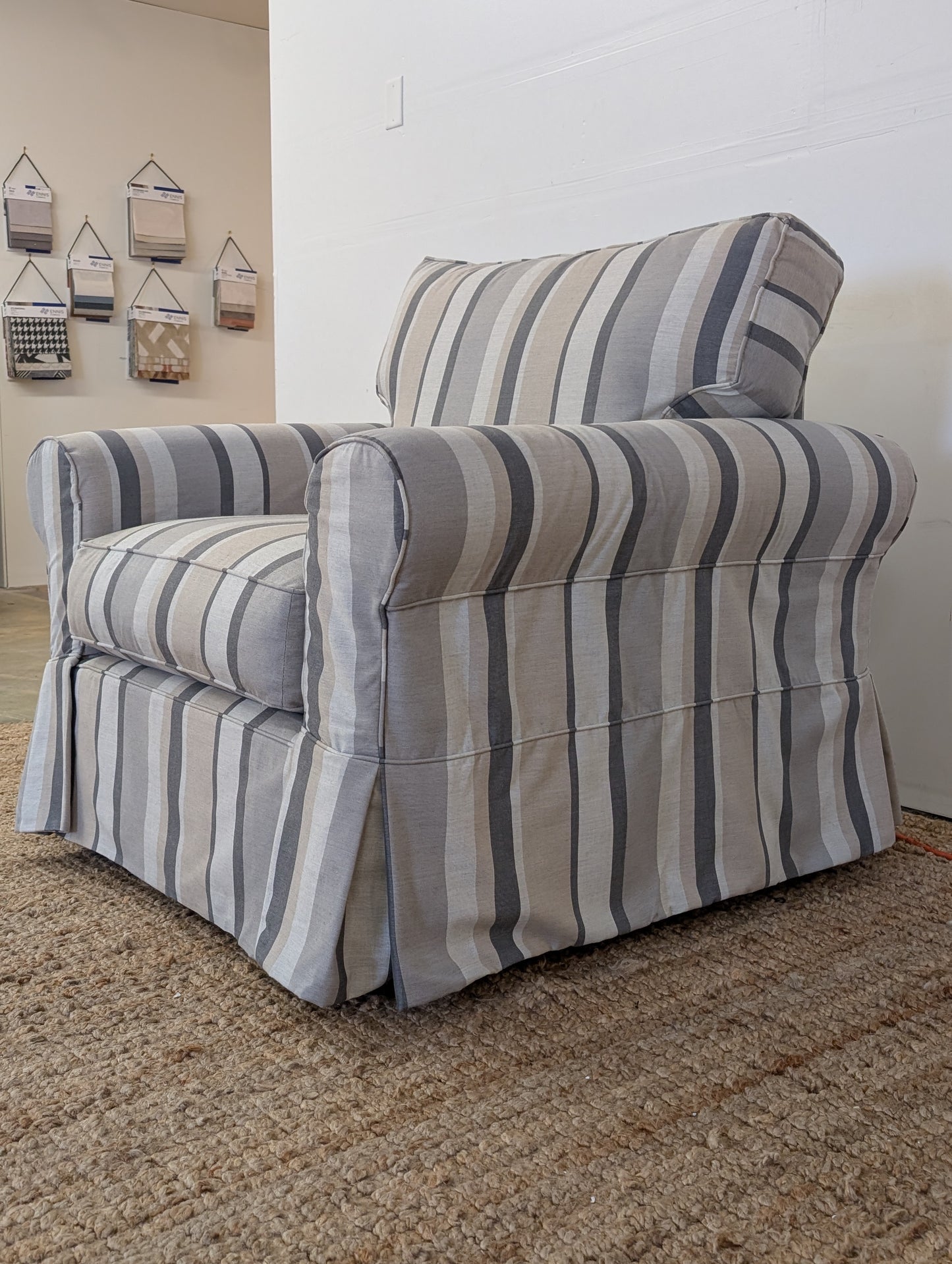 4 Season's Alexandria 725C Chair