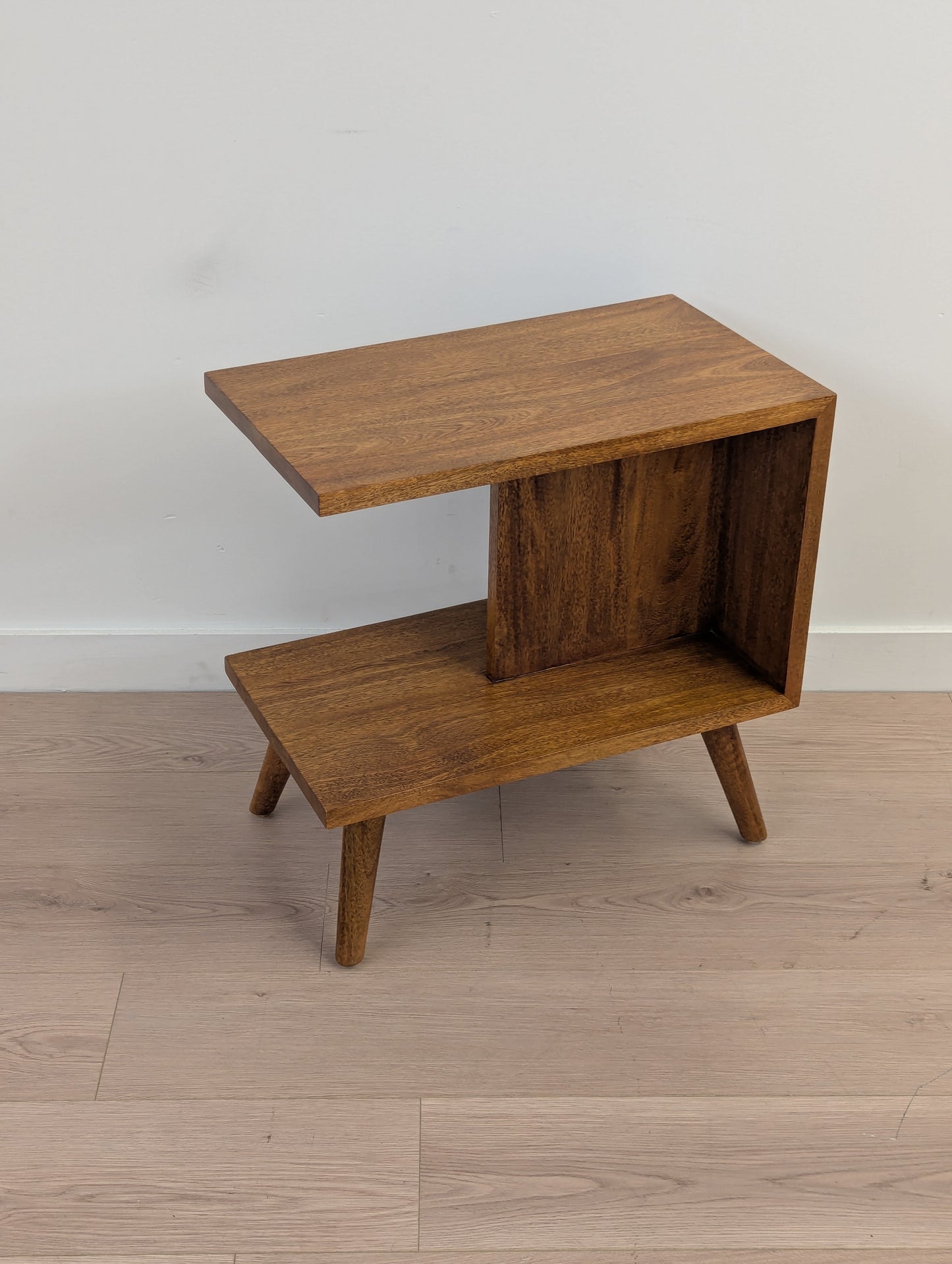 Monarch Furniture Bartz Side Table