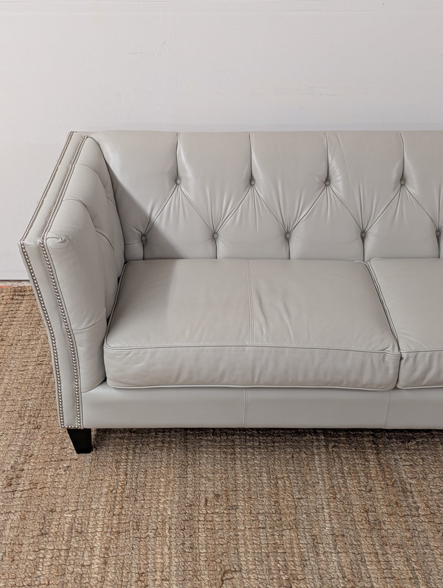 Decor-Rest 3555 Leather Sofa