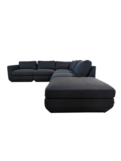 Gus Modern Podium 8 Piece Sectional Set