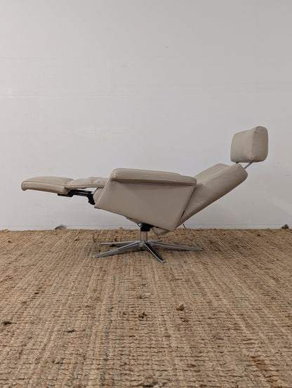 IMG Space 3600 Power Leather Chair