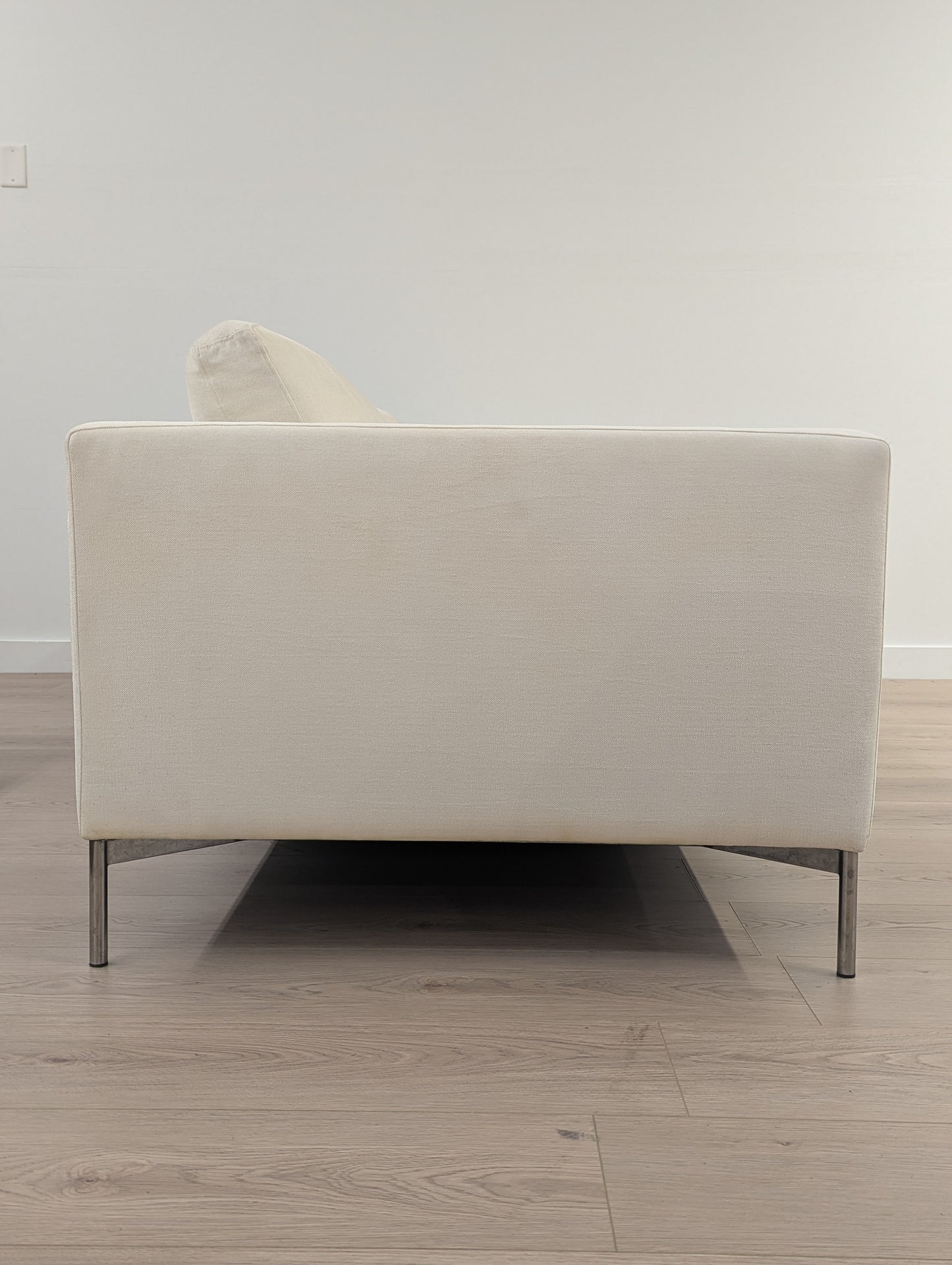 Knoll Piero Lissoni Divina® Sofa