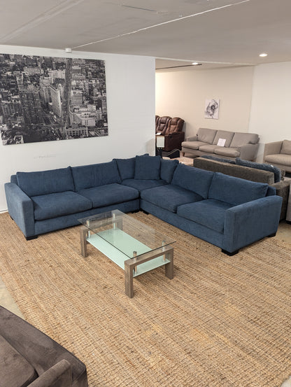 Stylus Skyla Sectional