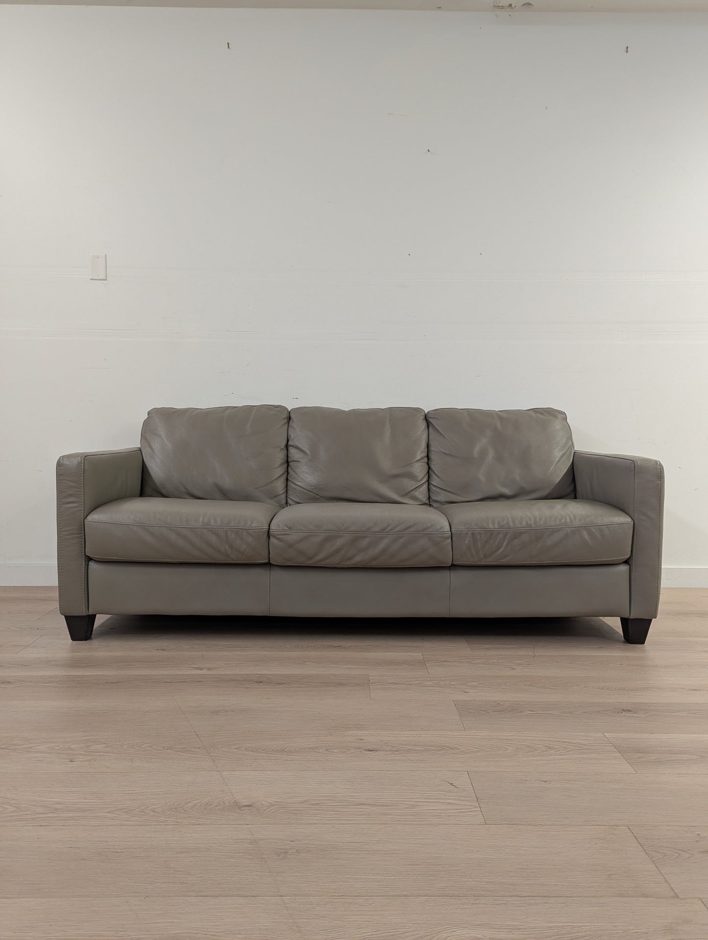 Natuzzi Editions MODB591 Leather Sofa