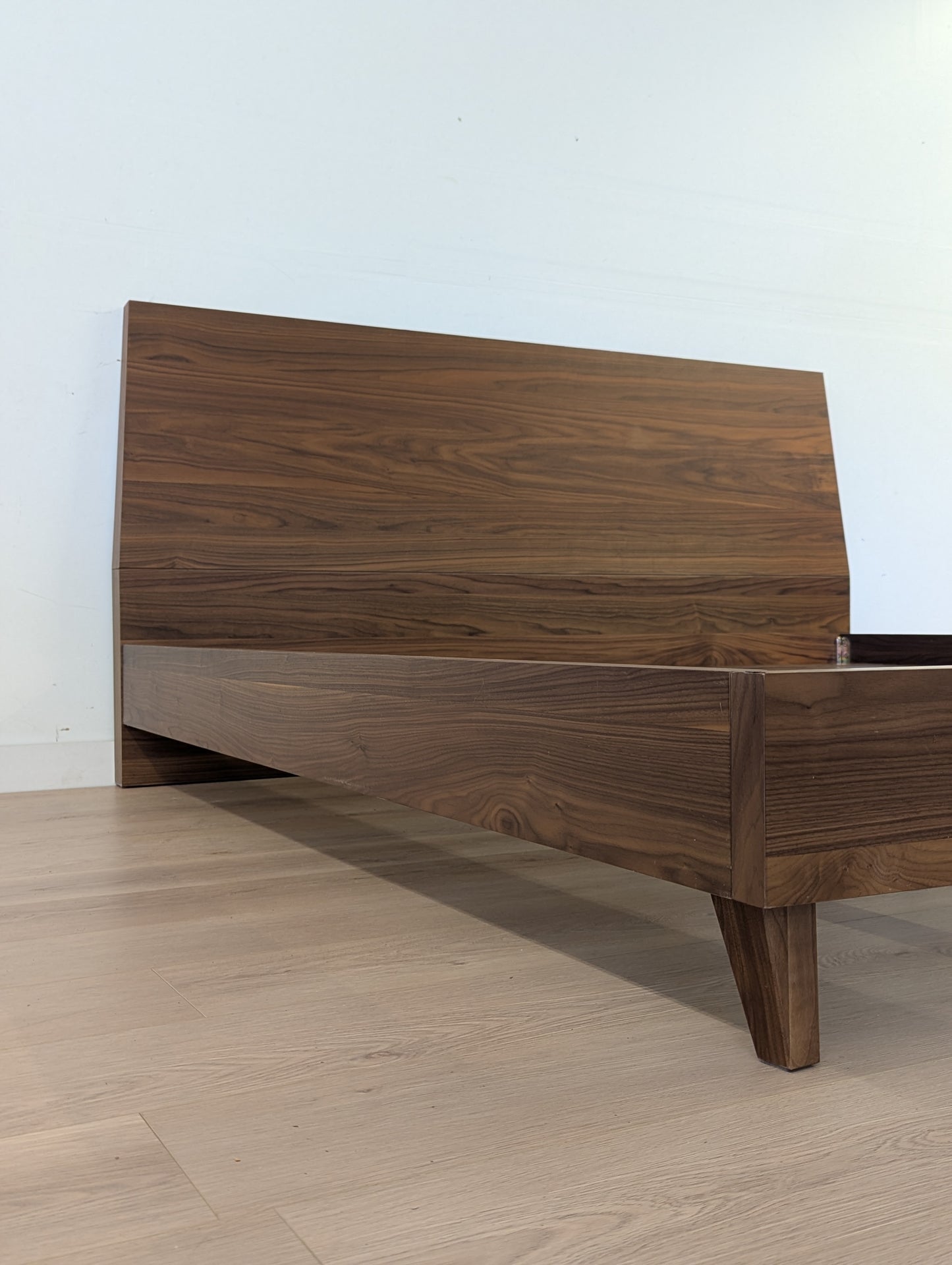 RHINE King sized Bed