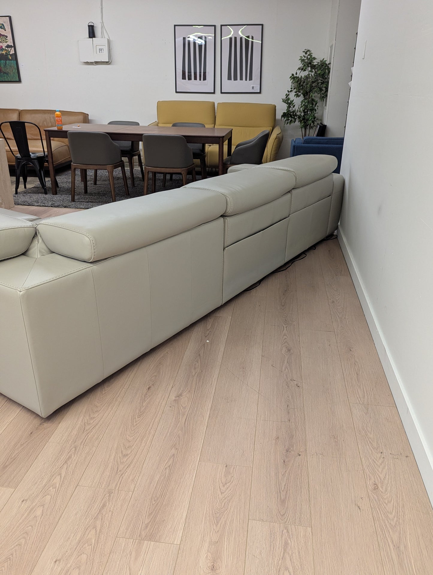 Incanto Zatel Power Reclining Leather Sectional