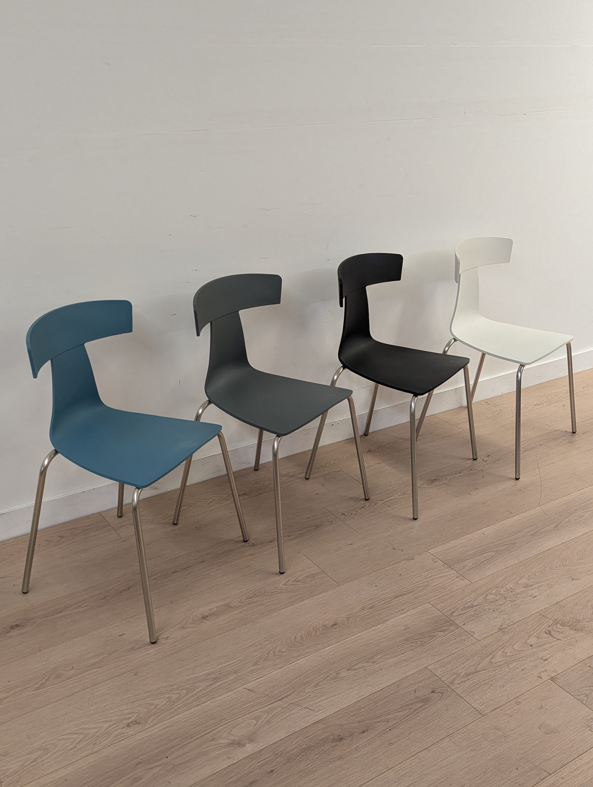 Plank Italy Remo Plastic Dining Chairs by Konstantin Grcic (Set of 4)
