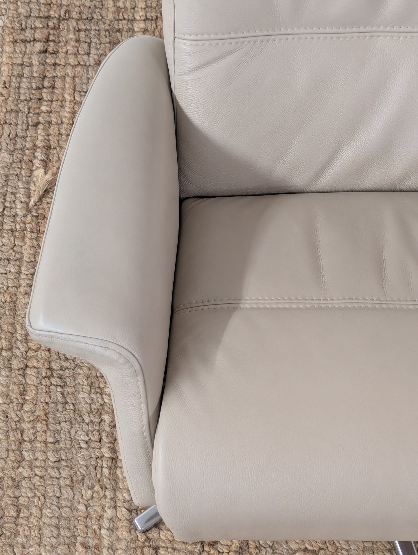 IMG Space 3600 Power Leather Chair