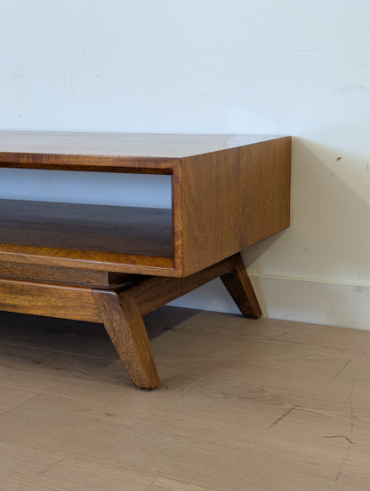 Monarch Sari Mango Wood Entertainment Unit