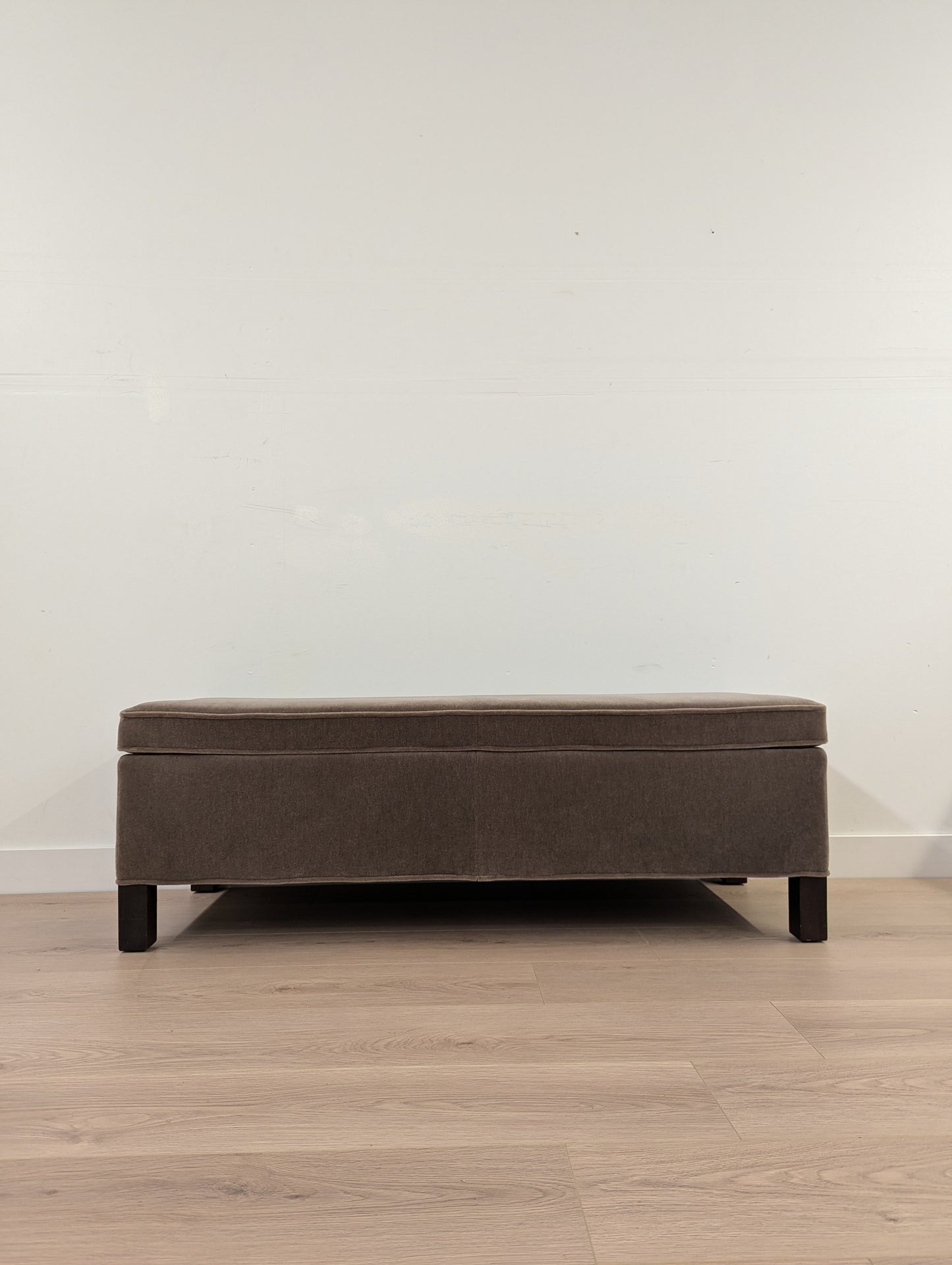 Knoll Krefeld™ Mohair Ottoman