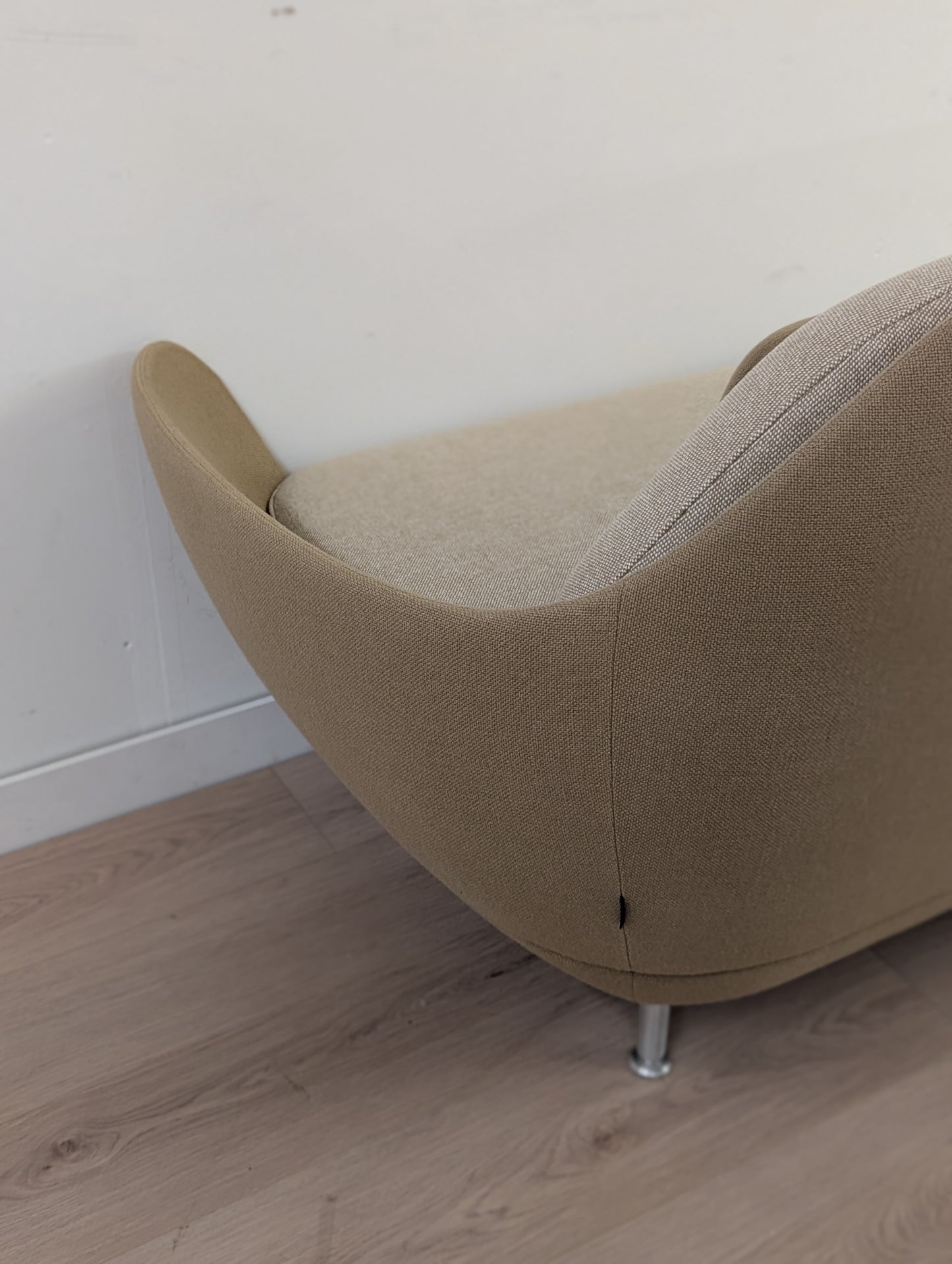 Fritz Hansen Favn JH3 Sofa