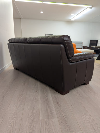 La-Z-Boy Dexter Stationary Leather Sofa