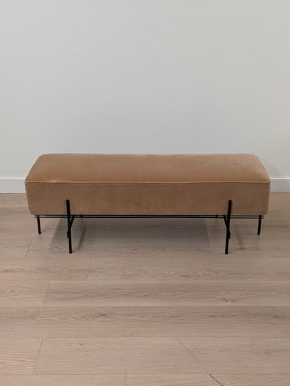 GUBI TS Pouffe